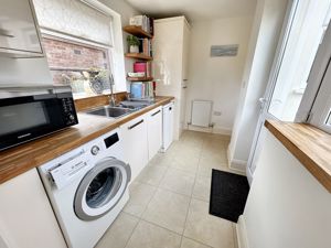 Utility room- click for photo gallery